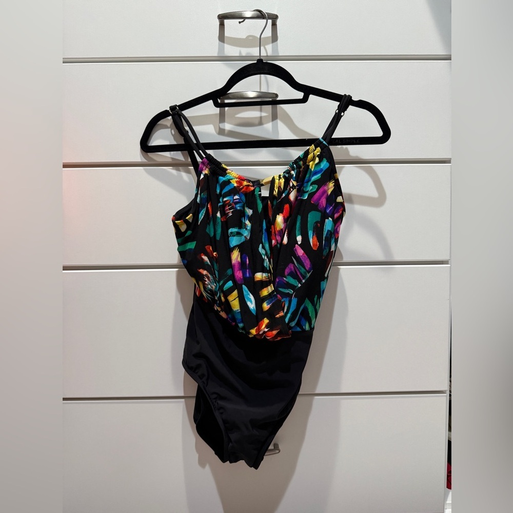 Colorful women’s One Piece Swimsuit